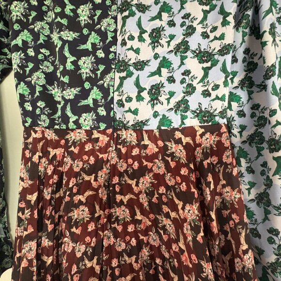 Delfi Collective Midi Dress Contrast Print Floral VNeck Wrap Pleated Skirt Sz XS - Picture 12 of 12